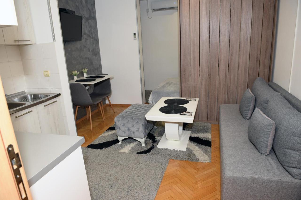 Dado Apartman Apartment Kraljevo Exterior photo