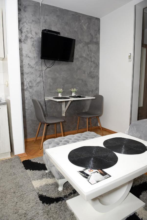 Dado Apartman Apartment Kraljevo Exterior photo